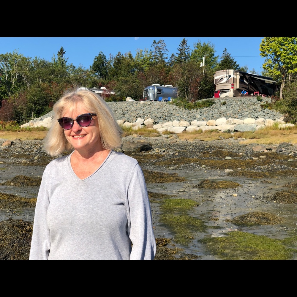 Meet your Posher, Kathy. Ask me about bundles!!